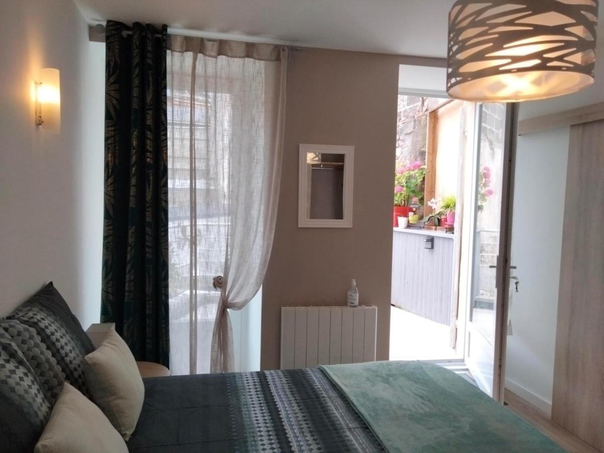 Les Chambres Hautes D'Anastasia Rodez Ngoại thất bức ảnh
