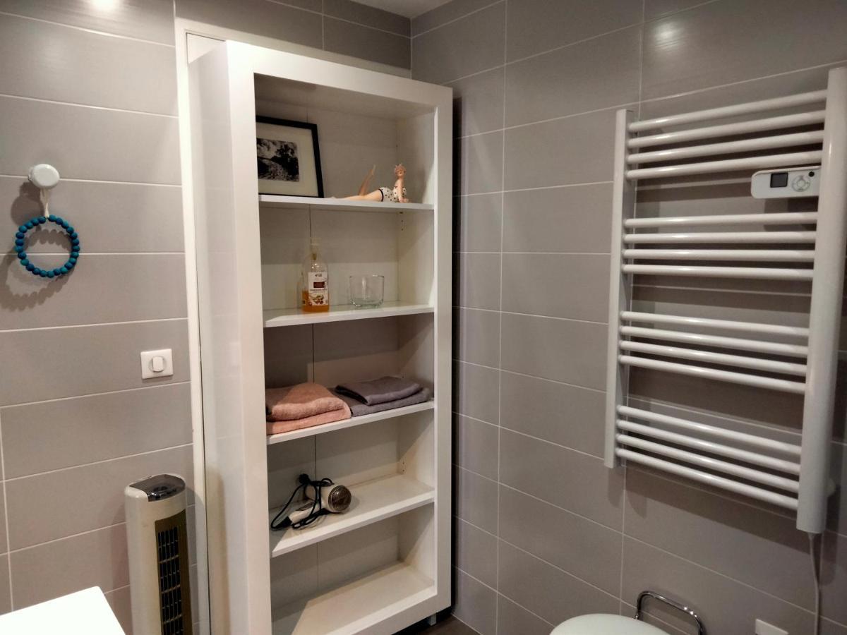 Les Chambres Hautes D'Anastasia Rodez Ngoại thất bức ảnh