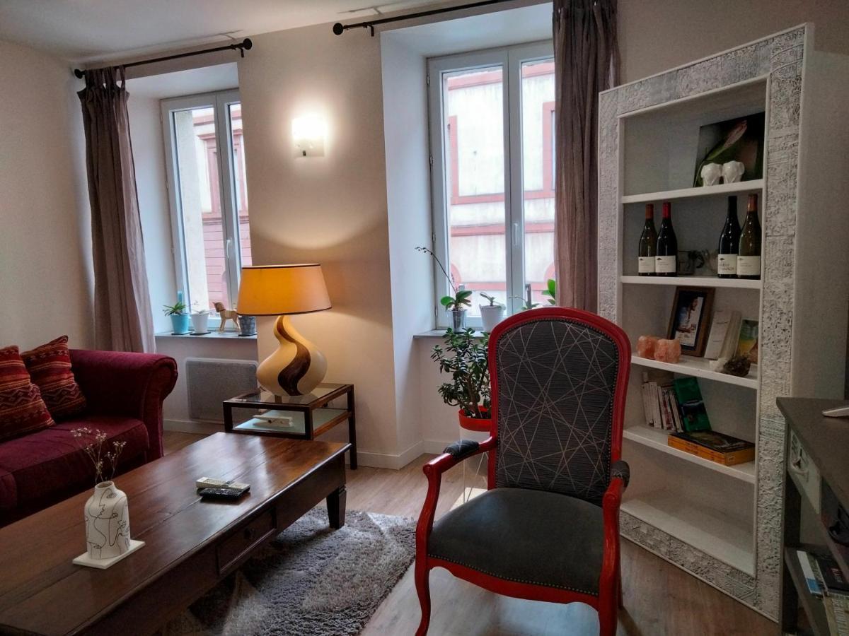 Les Chambres Hautes D'Anastasia Rodez Ngoại thất bức ảnh